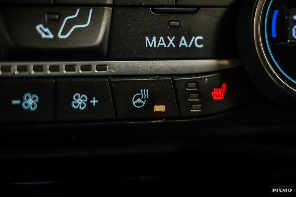 2021 Ford Escape SEL Plug-In Hybrid | 60KM | NAV | CUIR | CARPLAY | in Brossard, Quebec - 26 - w1024h768px