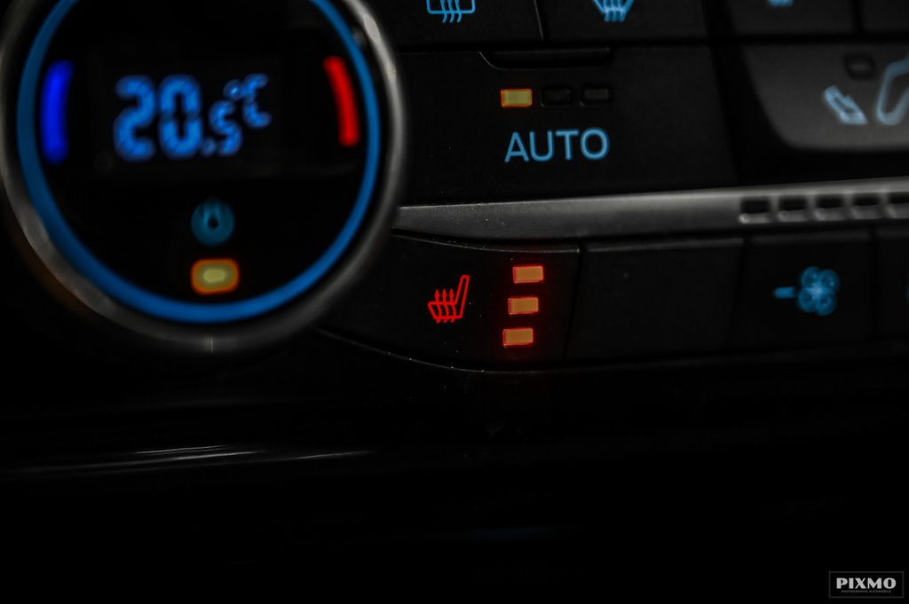 2021 Ford Escape SEL Plug-In Hybrid | 60KM | NAV | CUIR | CARPLAY | in Brossard, Quebec - 25 - w1024h768px