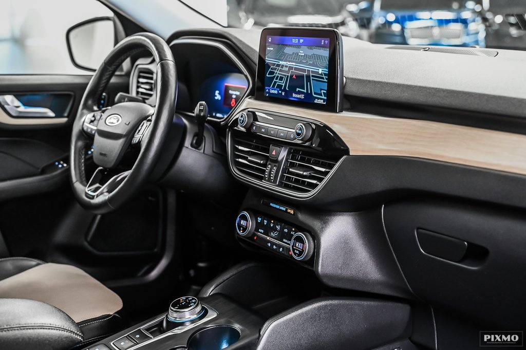 2021 Ford Escape Titanium Plug-In Hybrid | PREMIUM PACK | TOIT PANO in Brossard, Quebec - 39 - w1024h768px