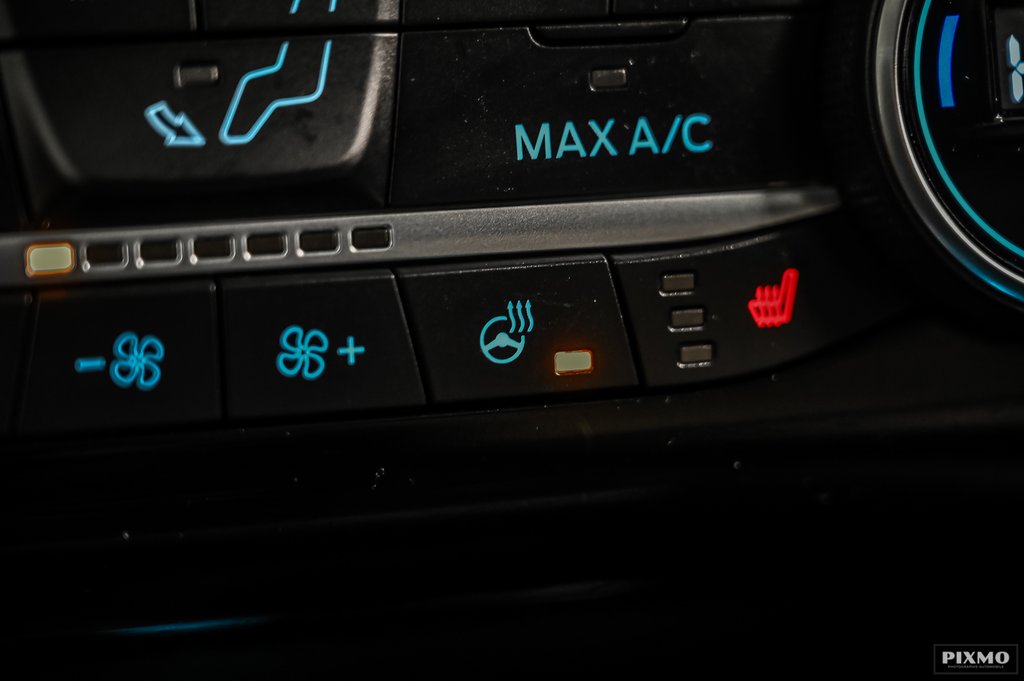 2021 Ford Escape Titanium Plug-In Hybrid | PREMIUM PACK | TOIT PANO in Brossard, Quebec - 32 - w1024h768px