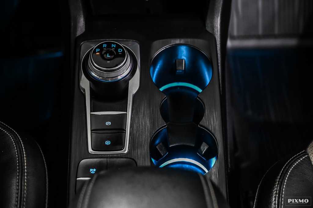 2021 Ford Escape Titanium Plug-In Hybrid | PREMIUM PACK | TOIT PANO in Brossard, Quebec - 38 - w1024h768px