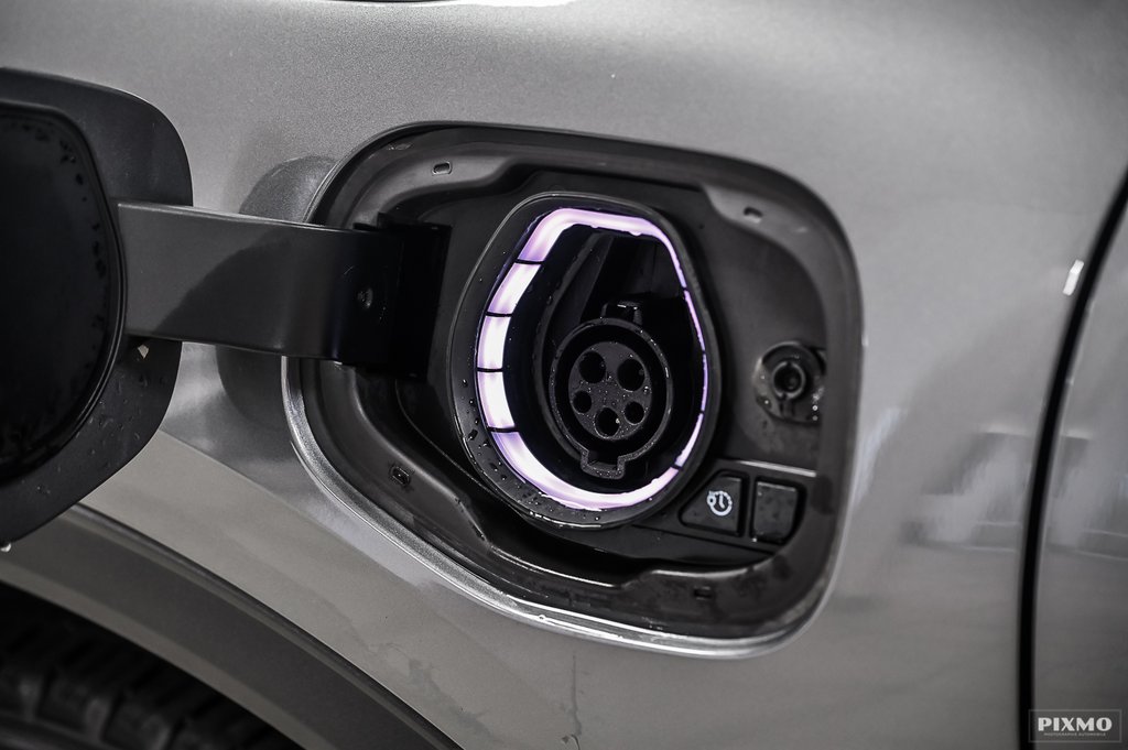 2021 Ford Escape Titanium Plug-In Hybrid | PREMIUM PACK | TOIT PANO in Brossard, Quebec - 16 - w1024h768px