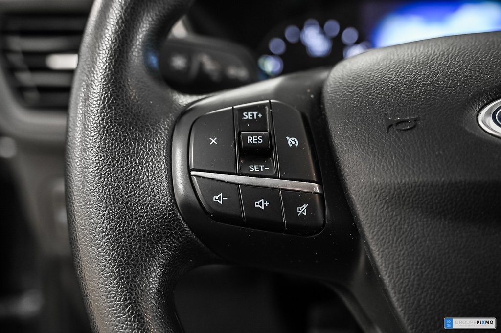 2021 Ford Escape in Brossard, Quebec - 24 - w1024h768px