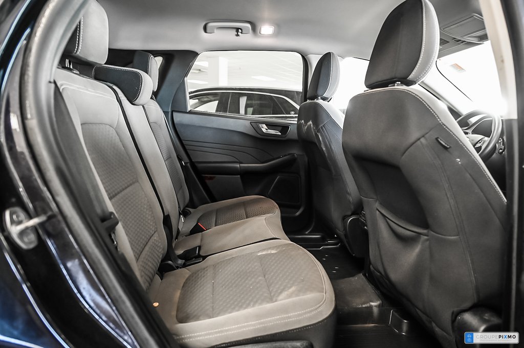 2021 Ford Escape in Brossard, Quebec - 30 - w1024h768px