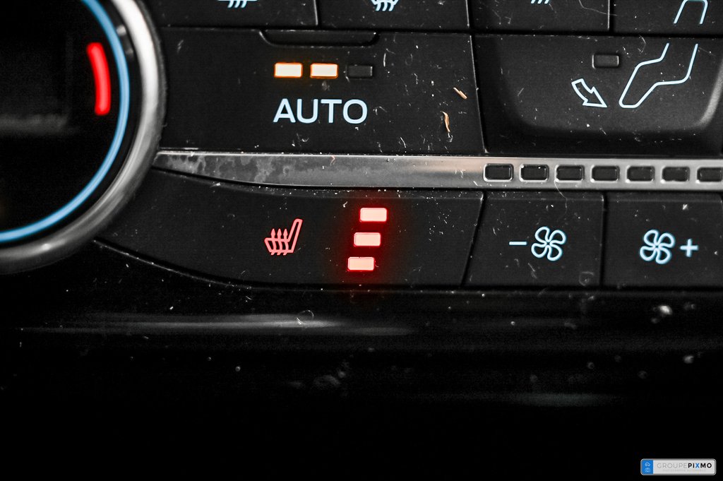 2021 Ford Escape in Brossard, Quebec - 28 - w1024h768px