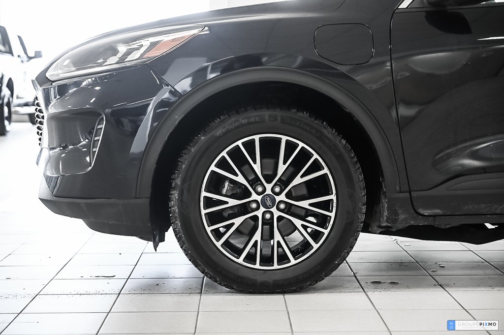 2021 Ford Escape in Brossard, Quebec - 14 - w1024h768px