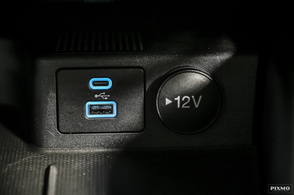 2022 Ford Escape in Brossard, Quebec - 24 - w1024h768px
