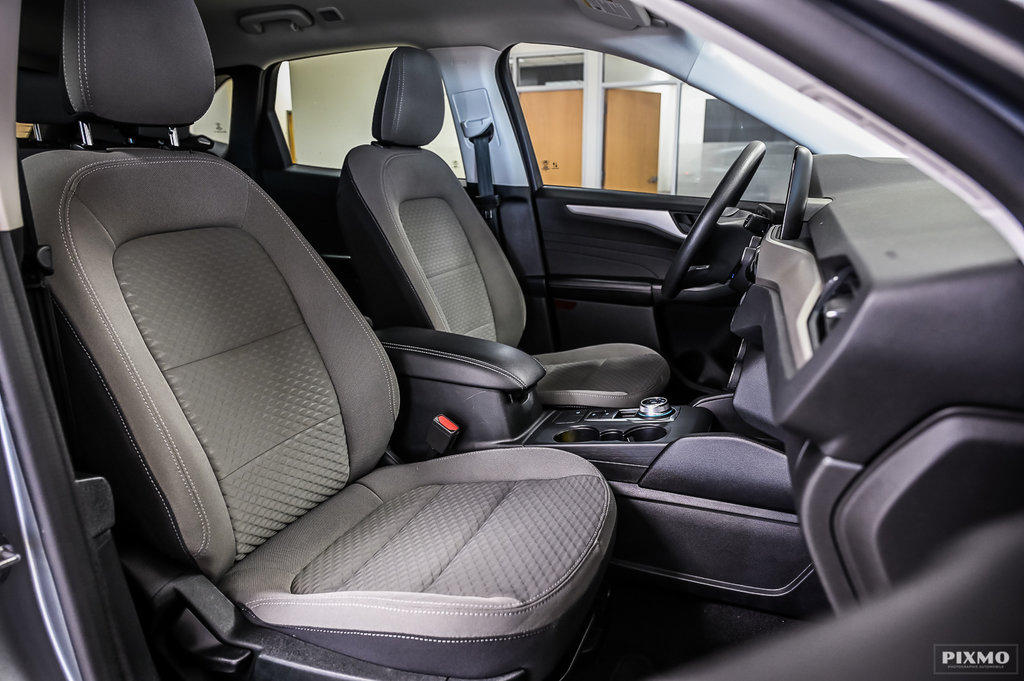 2022 Ford Escape in Brossard, Quebec - 32 - w1024h768px