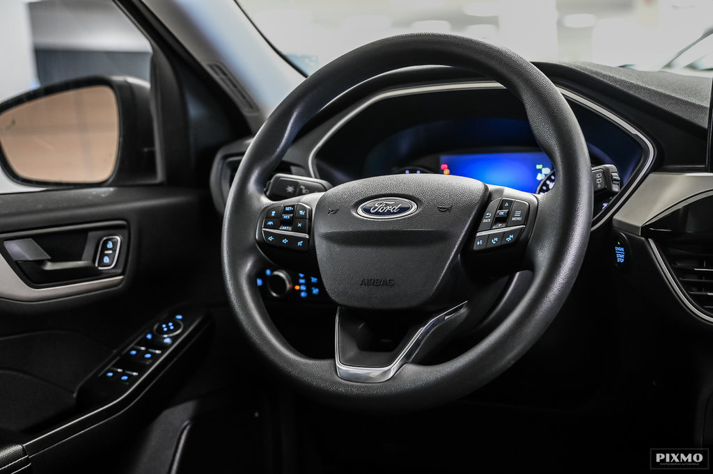 2022 Ford Escape in Brossard, Quebec - 28 - w1024h768px
