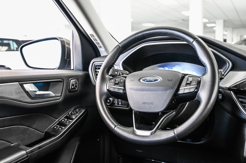 2022 Ford Escape Titanium | AWD | 2.0T | CUIR | CARPLAY | in Brossard, Quebec - 30 - w1024h768px
