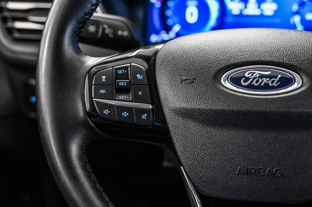 2022 Ford Escape Titanium | AWD | 2.0T | CUIR | CARPLAY | in Brossard, Quebec - 16 - w1024h768px