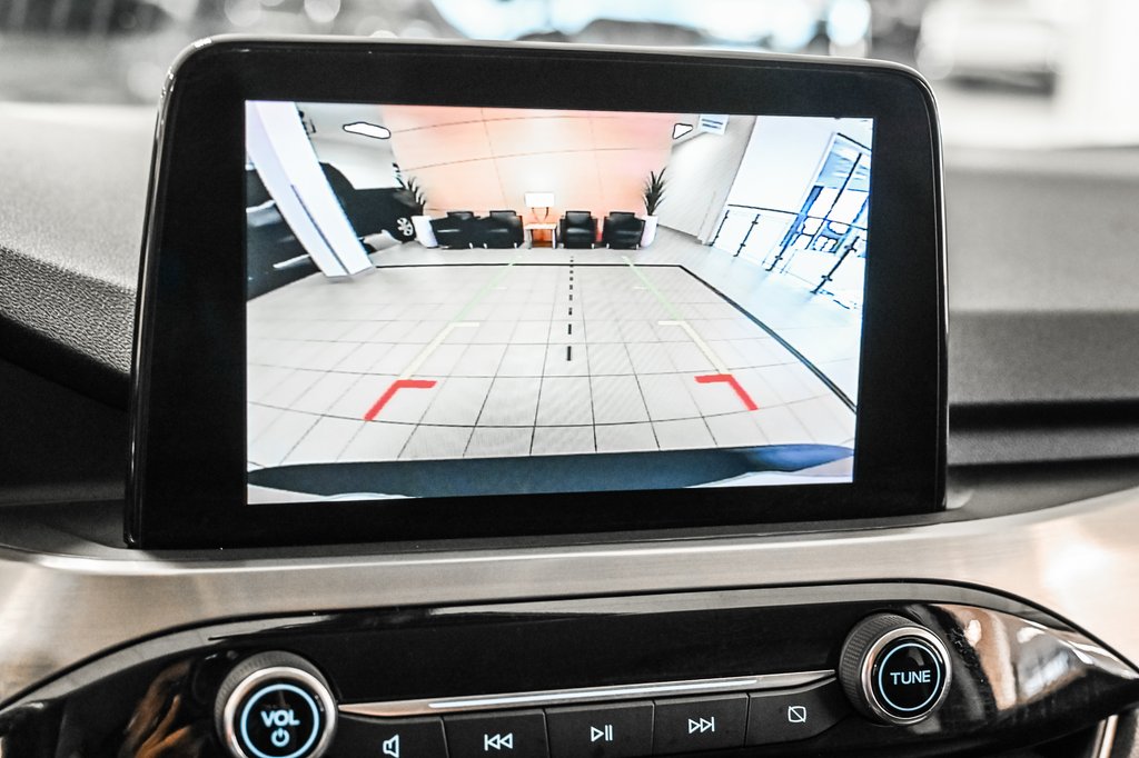 2022 Ford Escape Titanium | AWD | 2.0T | CUIR | CARPLAY | in Brossard, Quebec - 26 - w1024h768px