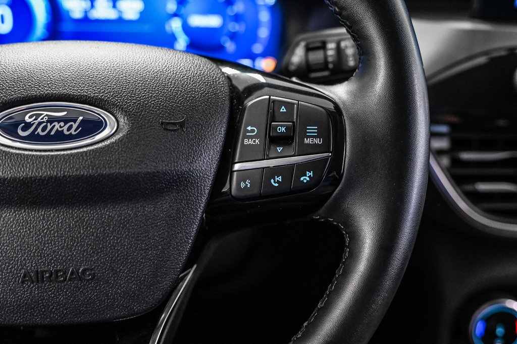 2022 Ford Escape Titanium | AWD | 2.0T | CUIR | CARPLAY | in Brossard, Quebec - 18 - w1024h768px