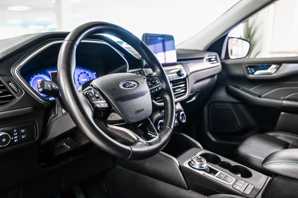 2022 Ford Escape Titanium | AWD | 2.0T | CUIR | CARPLAY | in Brossard, Quebec - 23 - w1024h768px