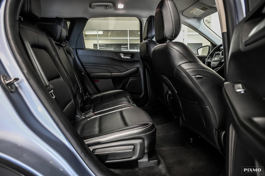 Ford Escape  2022 à Brossard, Québec - 26 - w1024h768px