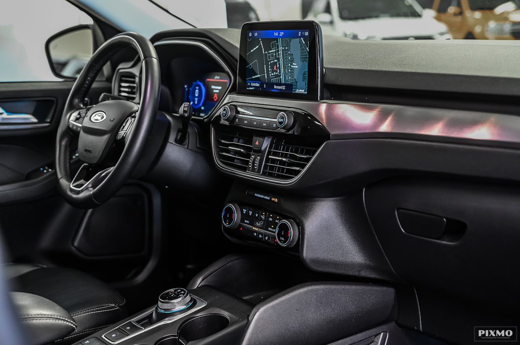 Ford Escape  2022 à Brossard, Québec - 33 - w1024h768px