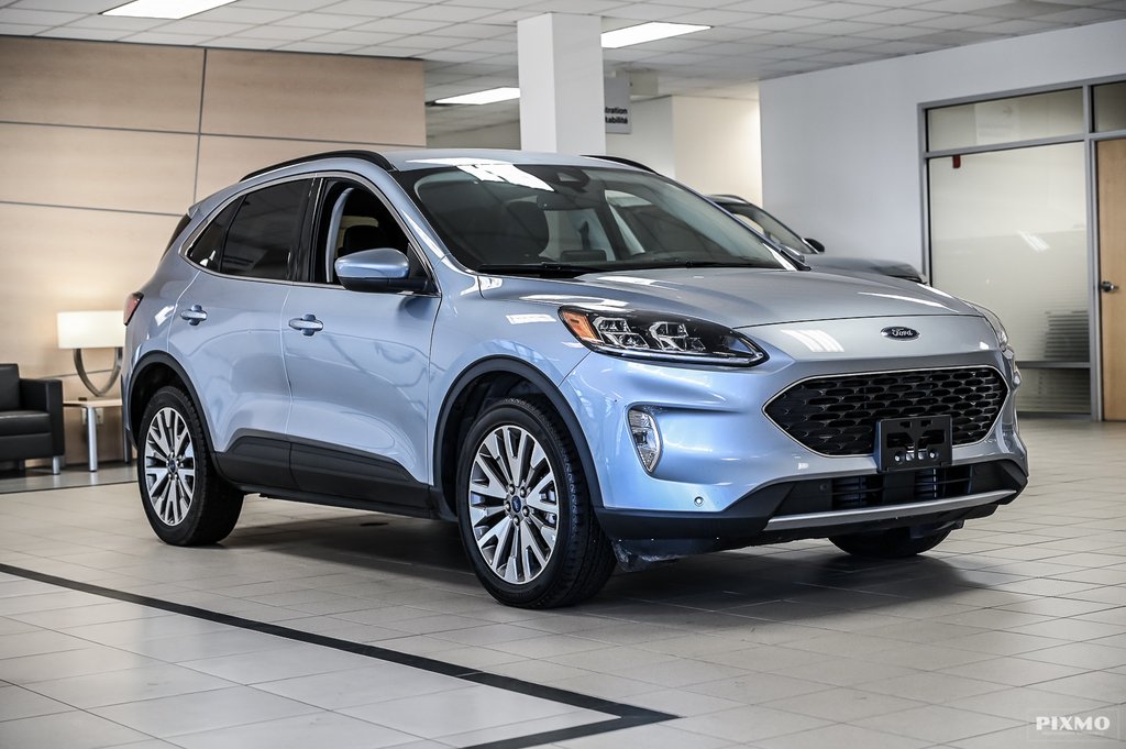 Ford Escape  2022 à Brossard, Québec - 4 - w1024h768px