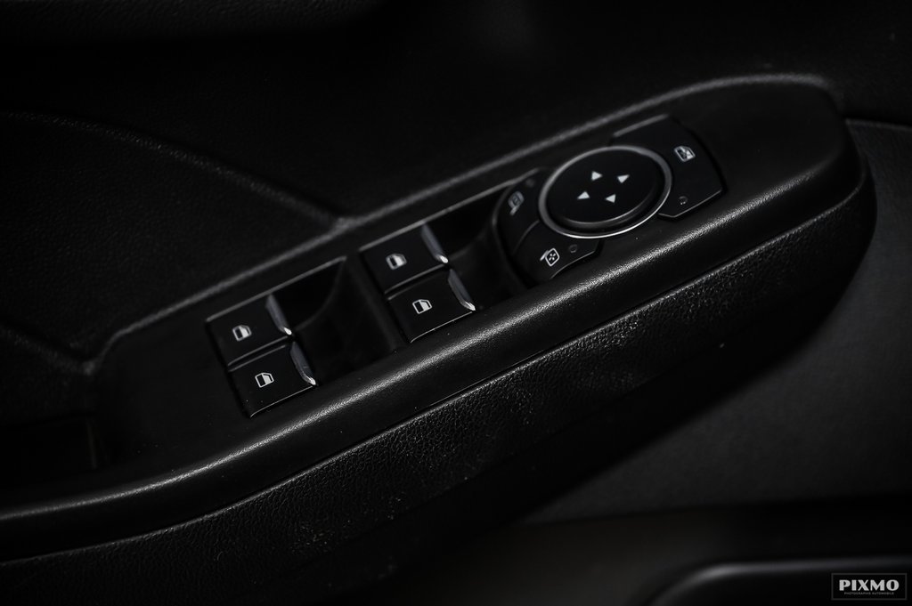 2022 Ford Escape SEL | AWD | CUIR | NAV | CARPLAY | FORDPASS | in Brossard, Quebec - 21 - w1024h768px