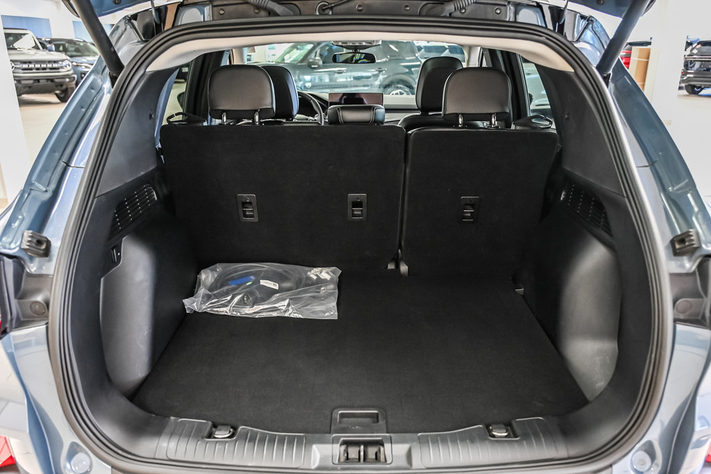 2023 Ford Escape in Brossard, Quebec - 14 - w1024h768px
