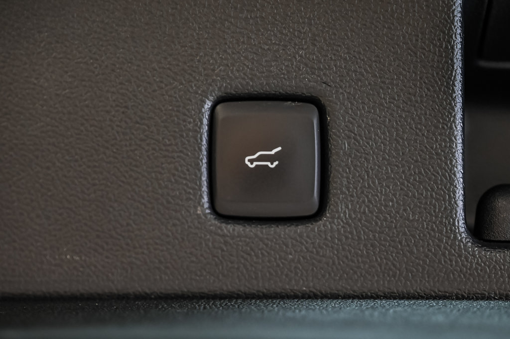 2023 Ford Escape in Brossard, Quebec - 15 - w1024h768px