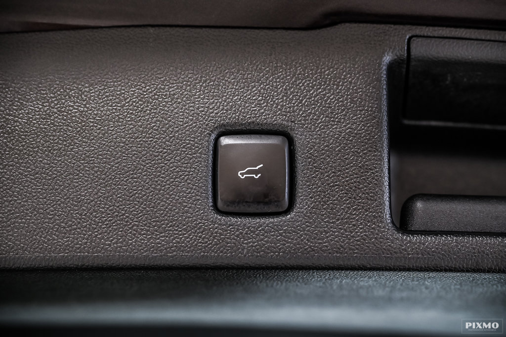 2023 Ford Escape PHEV  | TOIT PANO | CARPLAY | VOLANT CHAUFFANT | in Brossard, Quebec - 17 - w1024h768px
