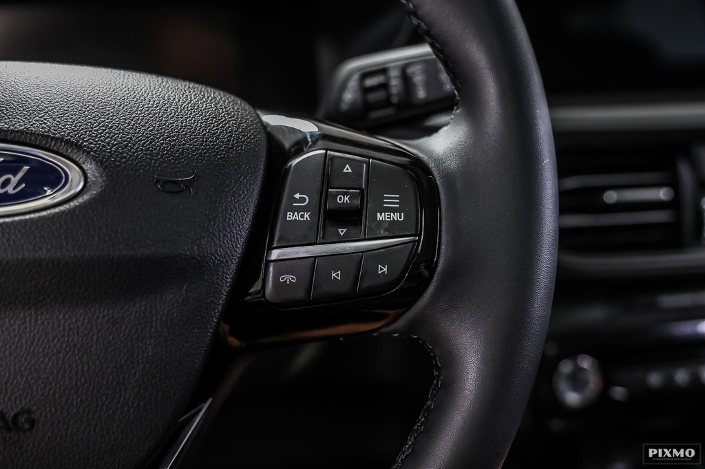 2023 Ford Escape PHEV  | TOIT PANO | CARPLAY | VOLANT CHAUFFANT | in Brossard, Quebec - 22 - w1024h768px