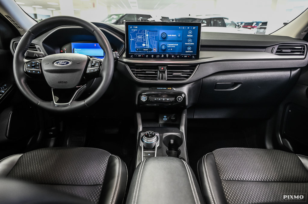 2023 Ford Escape PHEV  | TOIT PANO | CARPLAY | VOLANT CHAUFFANT | in Brossard, Quebec - 28 - w1024h768px