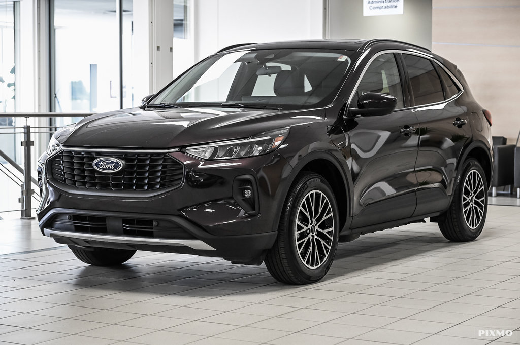 Ford Escape  2023 à Brossard, Québec - 1 - w1024h768px