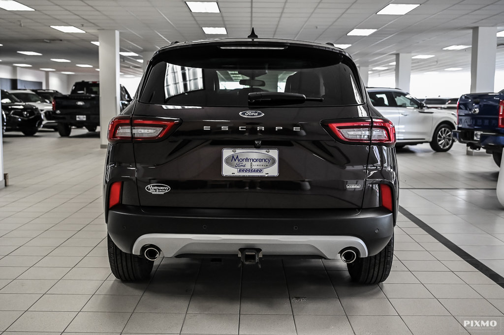 Ford Escape  2023 à Brossard, Québec - 11 - w1024h768px