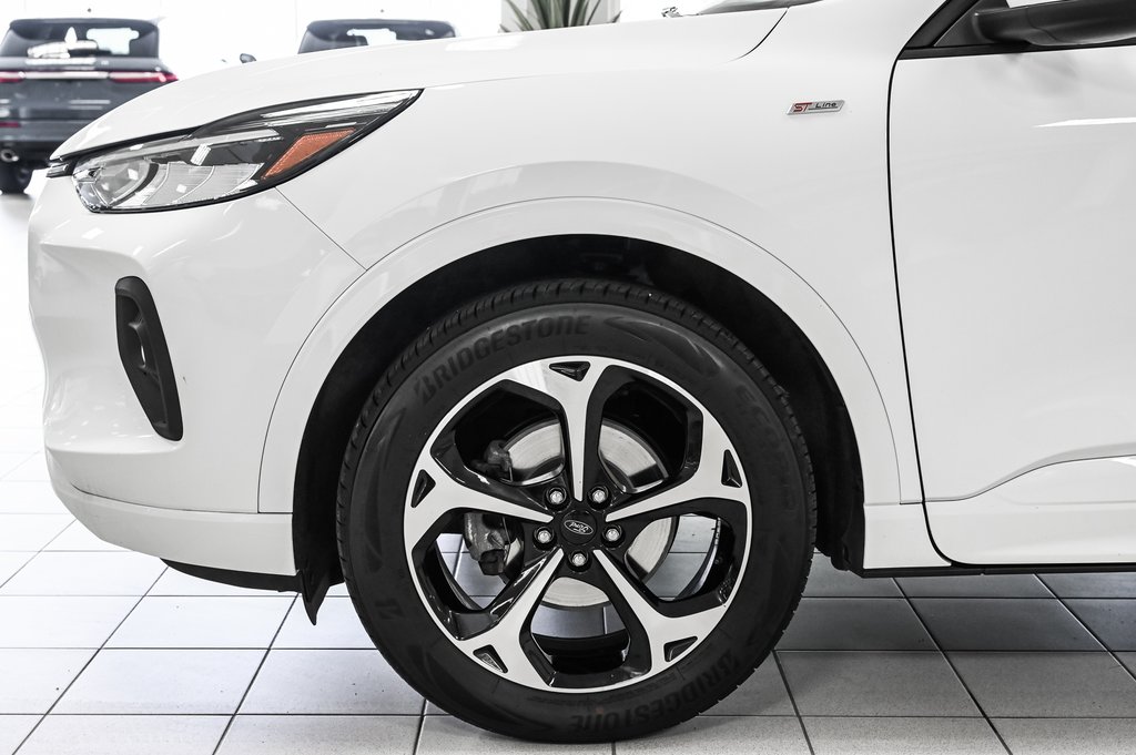 Ford Escape ST-Line Select | AWD | 2.0T | TOW PACK | 2023 à Brossard, Québec - 14 - w1024h768px