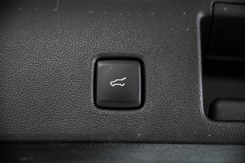 2023 Ford Escape in Brossard, Quebec - 19 - w1024h768px