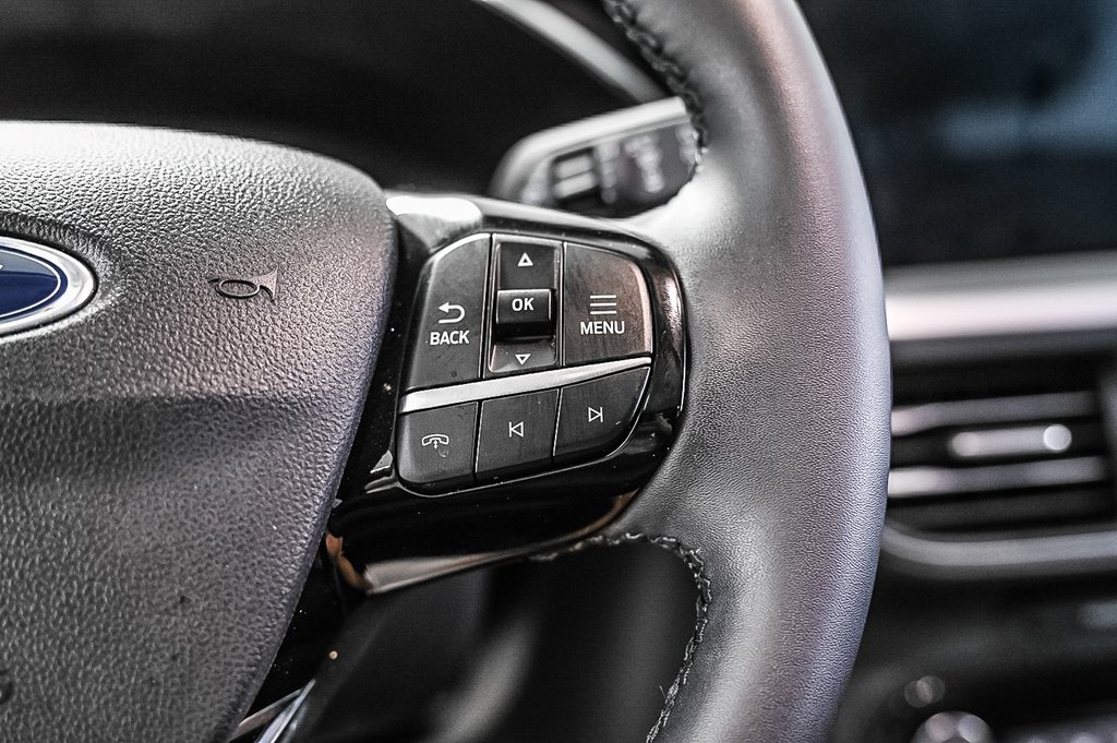 2023 Ford Escape in Brossard, Quebec - 24 - w1024h768px