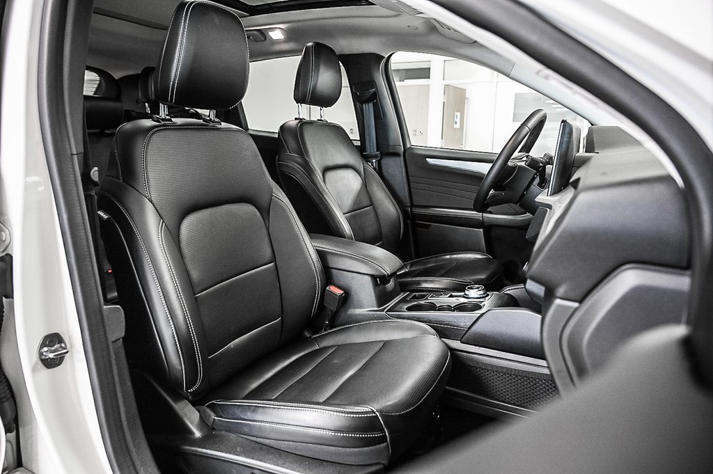 2023 Ford Escape in Brossard, Quebec - 37 - w1024h768px