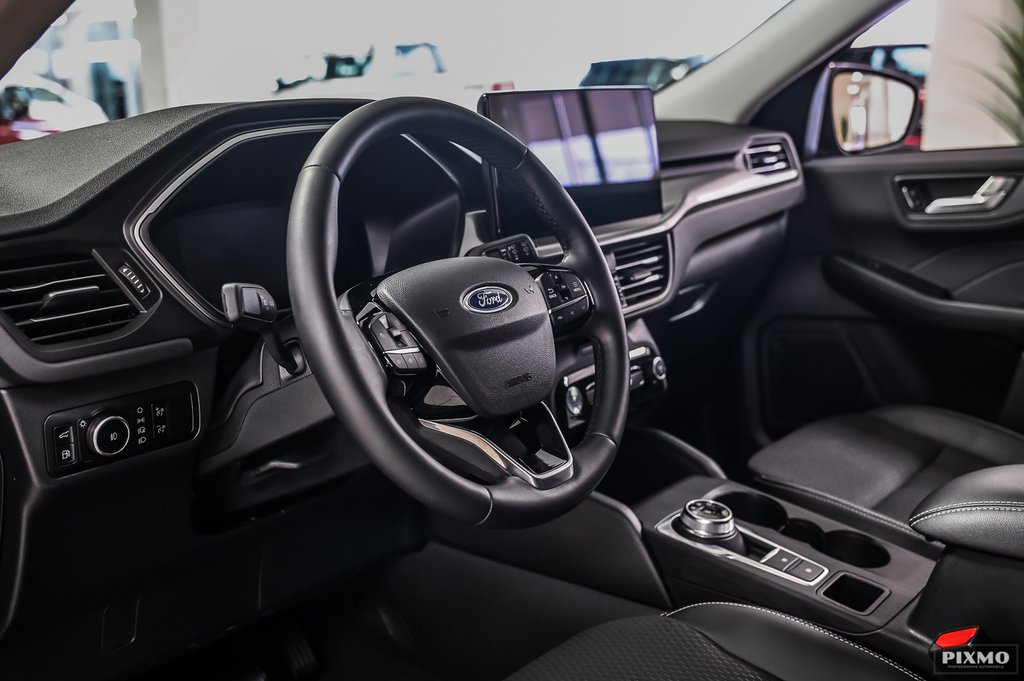 Ford Escape  2023 à Brossard, Québec - 19 - w1024h768px