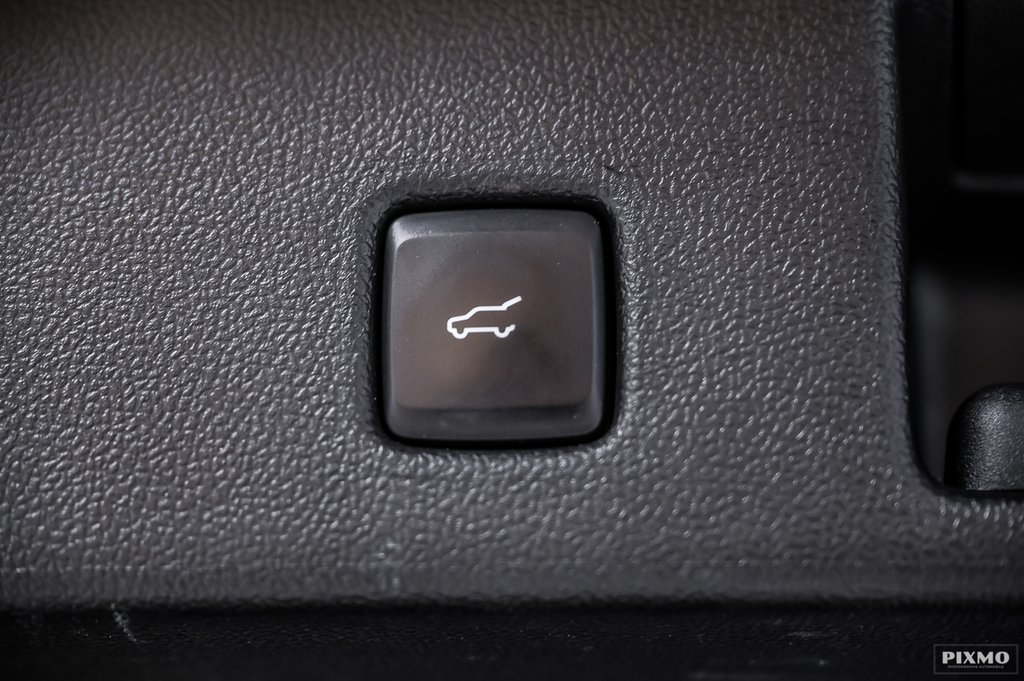 2023 Ford Escape in Brossard, Quebec - 19 - w1024h768px