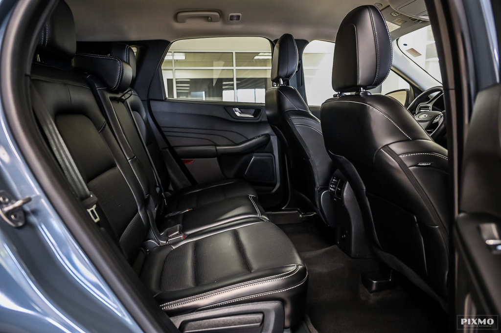 2024 Ford Escape in Brossard, Quebec - 30 - w1024h768px