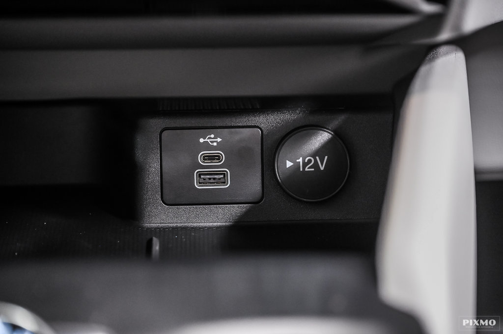 2024 Ford Escape PHEV | 60KM RANGE | TOIT PANO | ENS REMORQUAGE | in Brossard, Quebec - 34 - w1024h768px