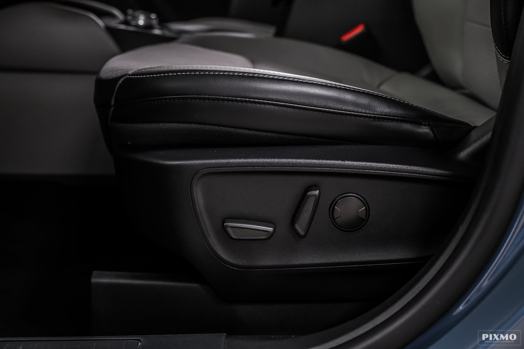 2024 Ford Escape PHEV | 60KM RANGE | TOIT PANO | ENS REMORQUAGE | in Brossard, Quebec - 21 - w1024h768px