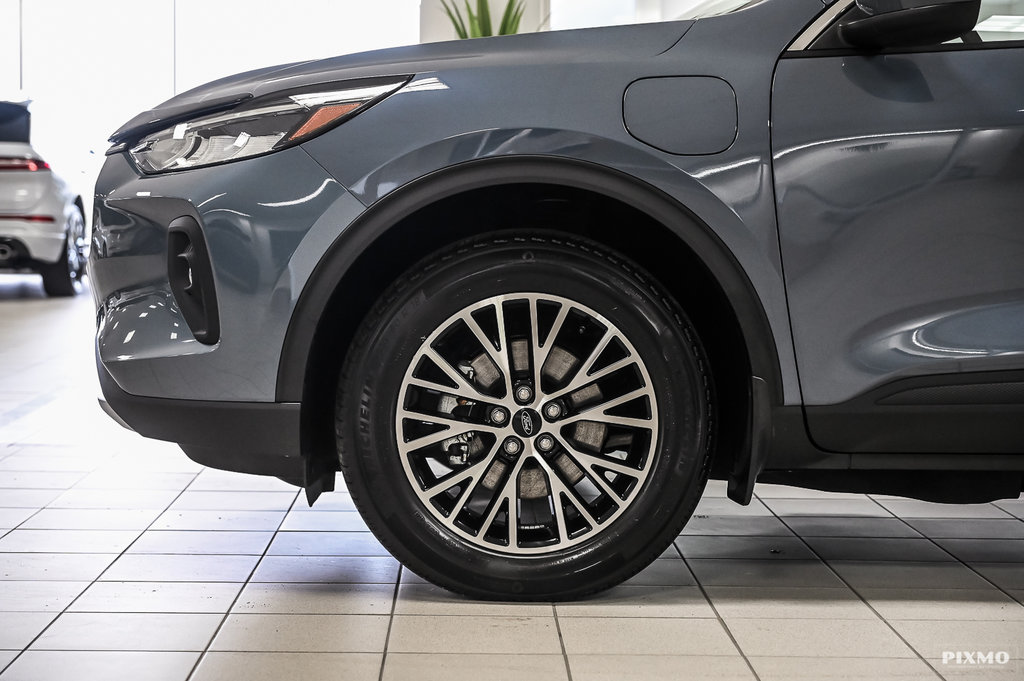 2024 Ford Escape PHEV | 60KM RANGE | TOIT PANO | ENS REMORQUAGE | in Brossard, Quebec - 14 - w1024h768px