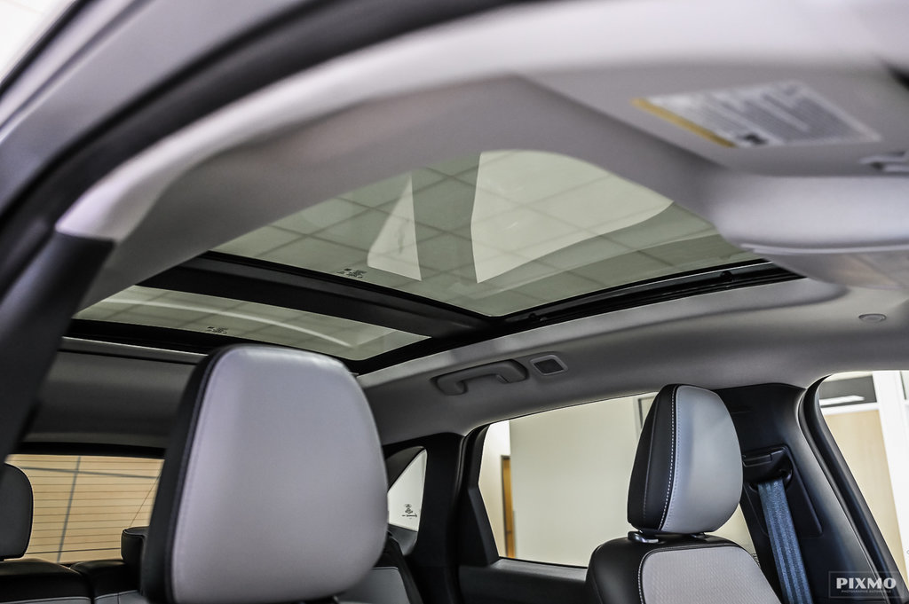 2024 Ford Escape PHEV | 60KM RANGE | TOIT PANO | ENS REMORQUAGE | in Brossard, Quebec - 37 - w1024h768px