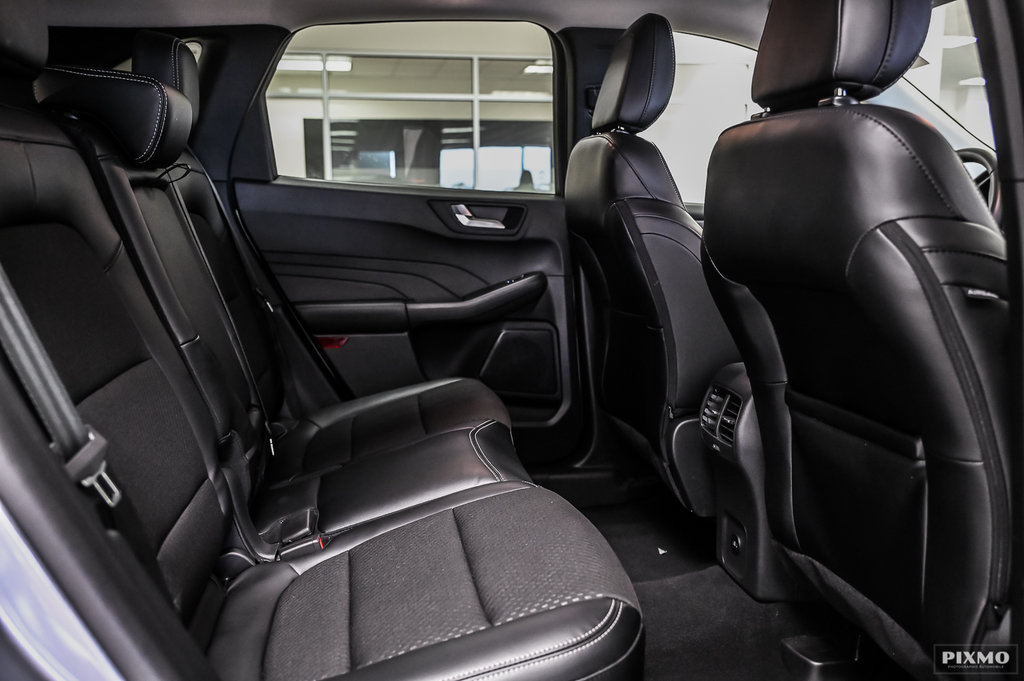 Ford Escape  2024 à Brossard, Québec - 28 - w1024h768px