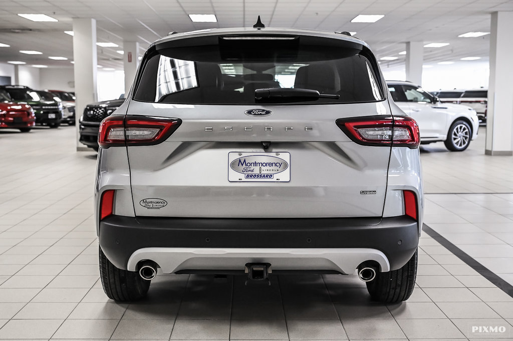 Ford Escape  2024 à Brossard, Québec - 8 - w1024h768px