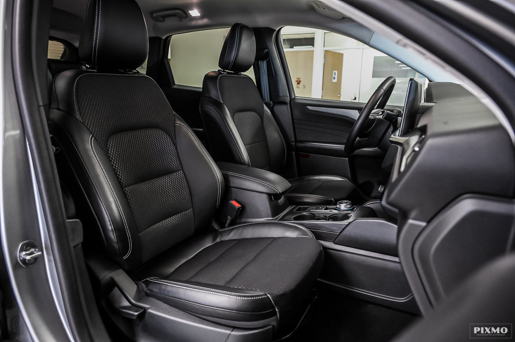 Ford Escape  2024 à Brossard, Québec - 35 - w1024h768px