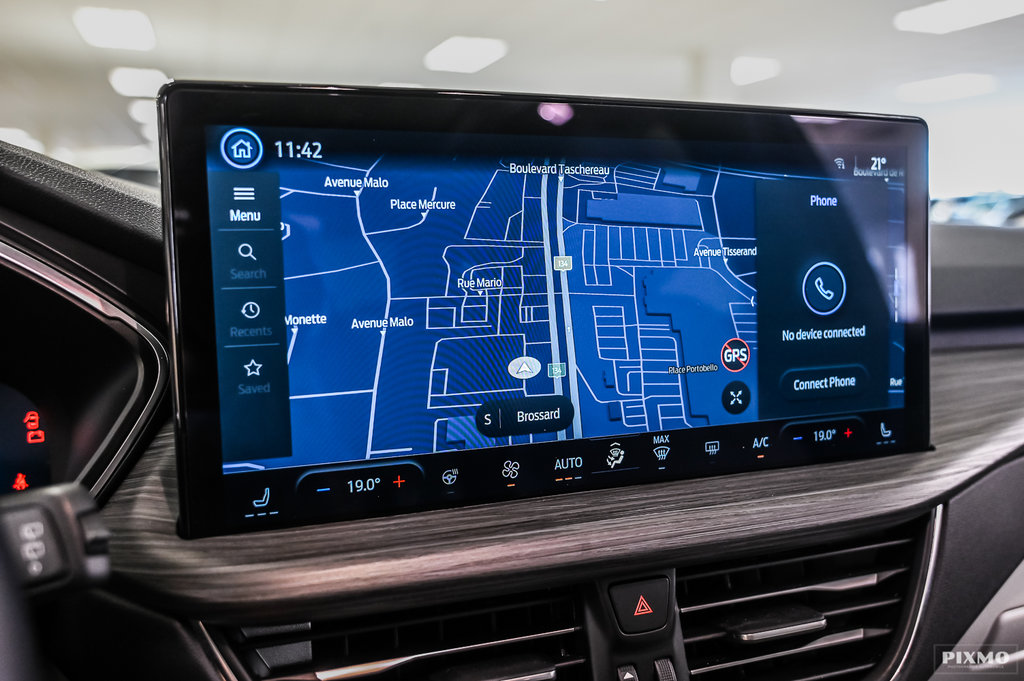 2025 Ford Escape Platinum | AWD | TOIT PANO | CARPLAY | ECRAN 13.2P in Brossard, Quebec - 28 - w1024h768px
