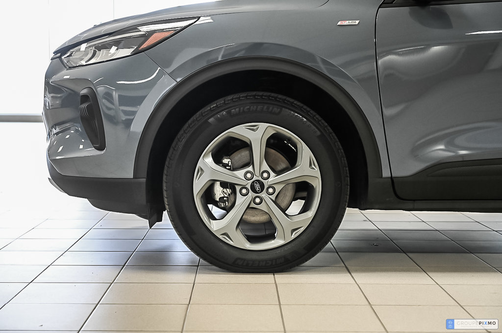 Ford Escape ST-Line AWD HYBRID | TOIT PANO | TECH PACK | 2025 à Brossard, Québec - 13 - w1024h768px