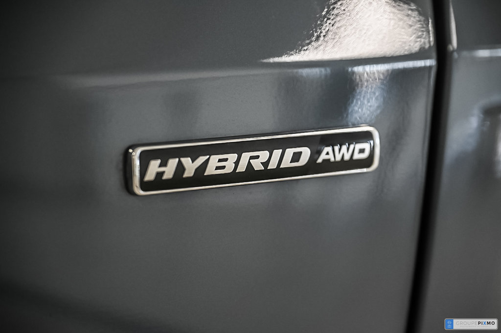 Ford Escape ST-Line AWD HYBRID | TOIT PANO | TECH PACK | 2025 à Brossard, Québec - 14 - w1024h768px