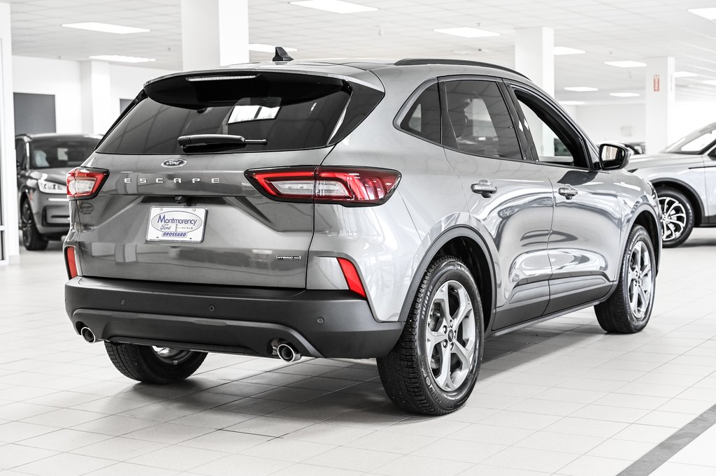 Ford Escape  2025 à Brossard, Québec - 6 - w1024h768px