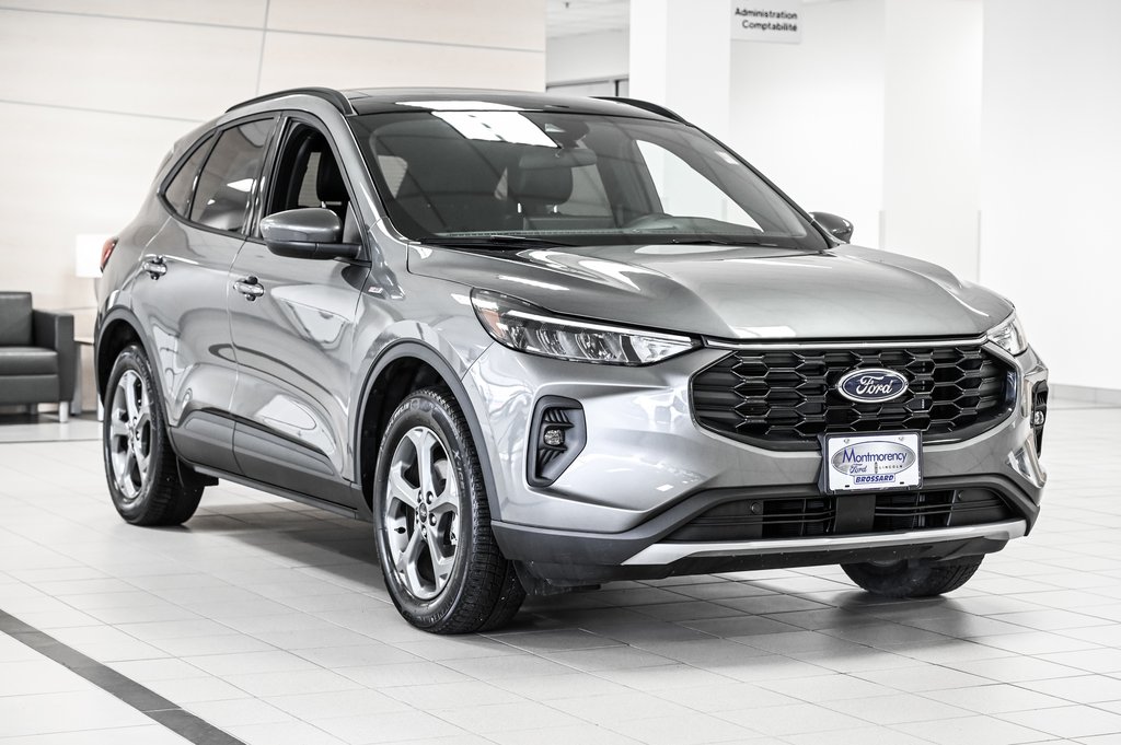 Ford Escape  2025 à Brossard, Québec - 4 - w1024h768px