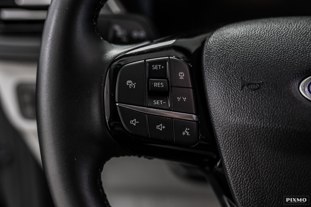 2025 Ford Escape in Brossard, Quebec - 23 - w1024h768px