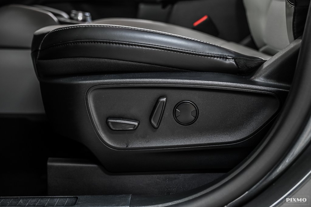 2025 Ford Escape in Brossard, Quebec - 22 - w1024h768px